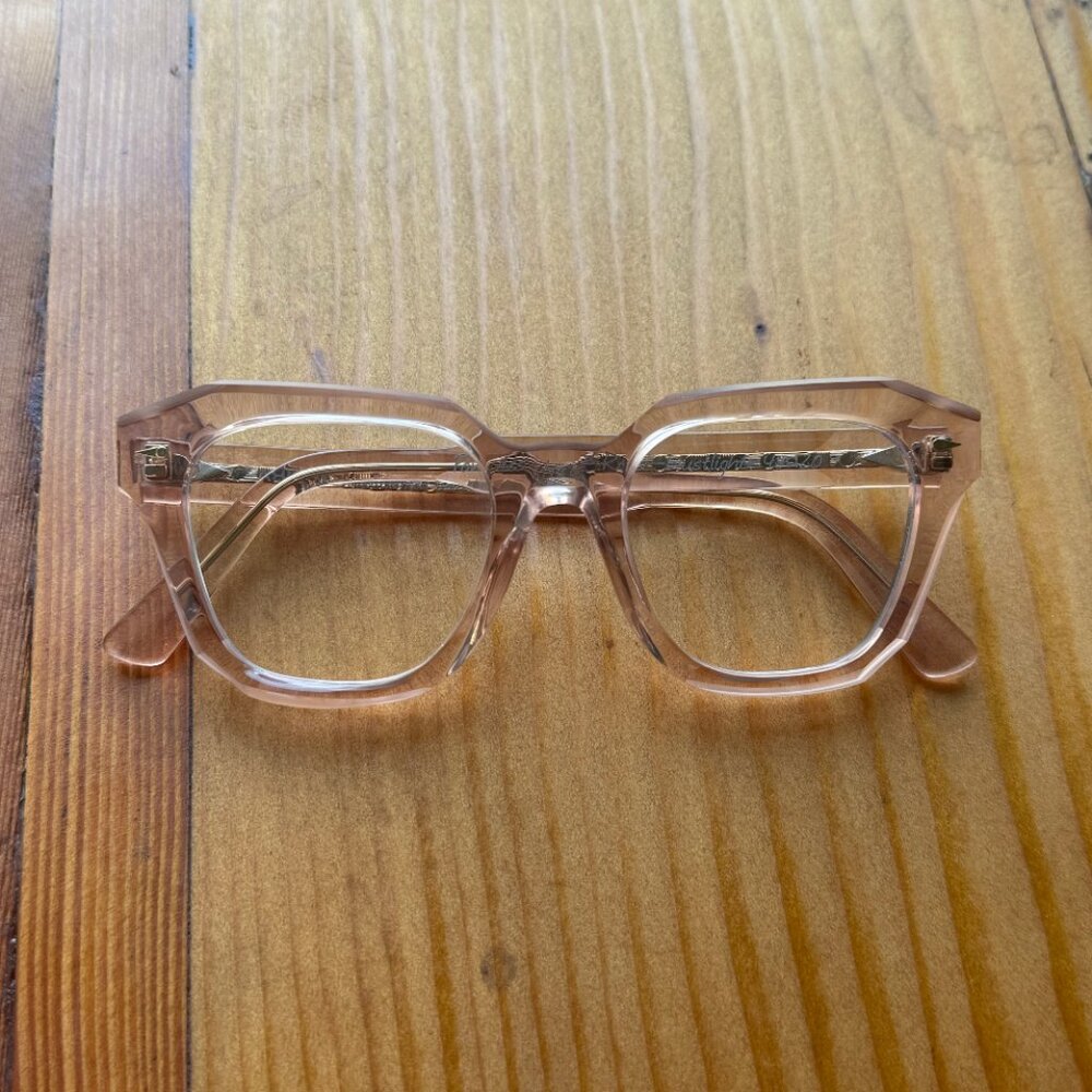 AHLEM Bridge of Arts frames in Dust Light